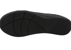 Walking|Casual><noscript><img width=