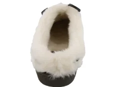 Slippers><noscript><img width=