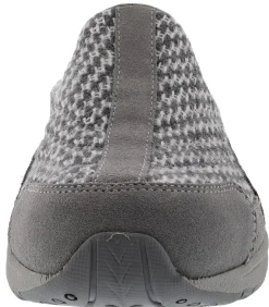 Walking><noscript><img width=