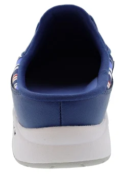 Walking><noscript><img width=