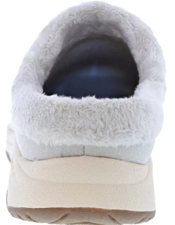 Walking><noscript><img width=