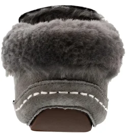 Slippers><noscript><img width=