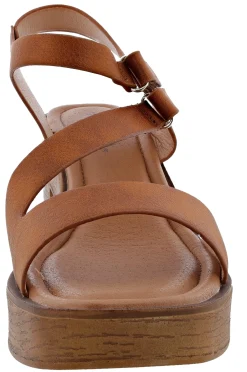 Heels><noscript><img width=