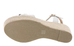 Sandals><noscript><img width=